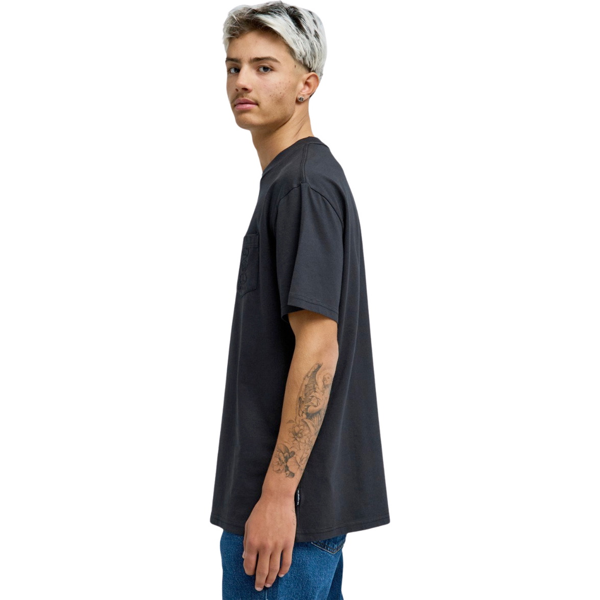 2026 Quiksilver Mens Oxni Washed T-Shirt EQYKT04413 - Black